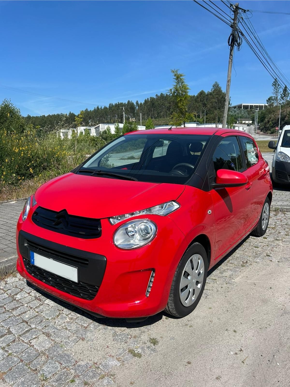 Citroën - C1  ano 2020 (37 mil KM ) POSSIBILIDADE DE FINANCIAMENTO