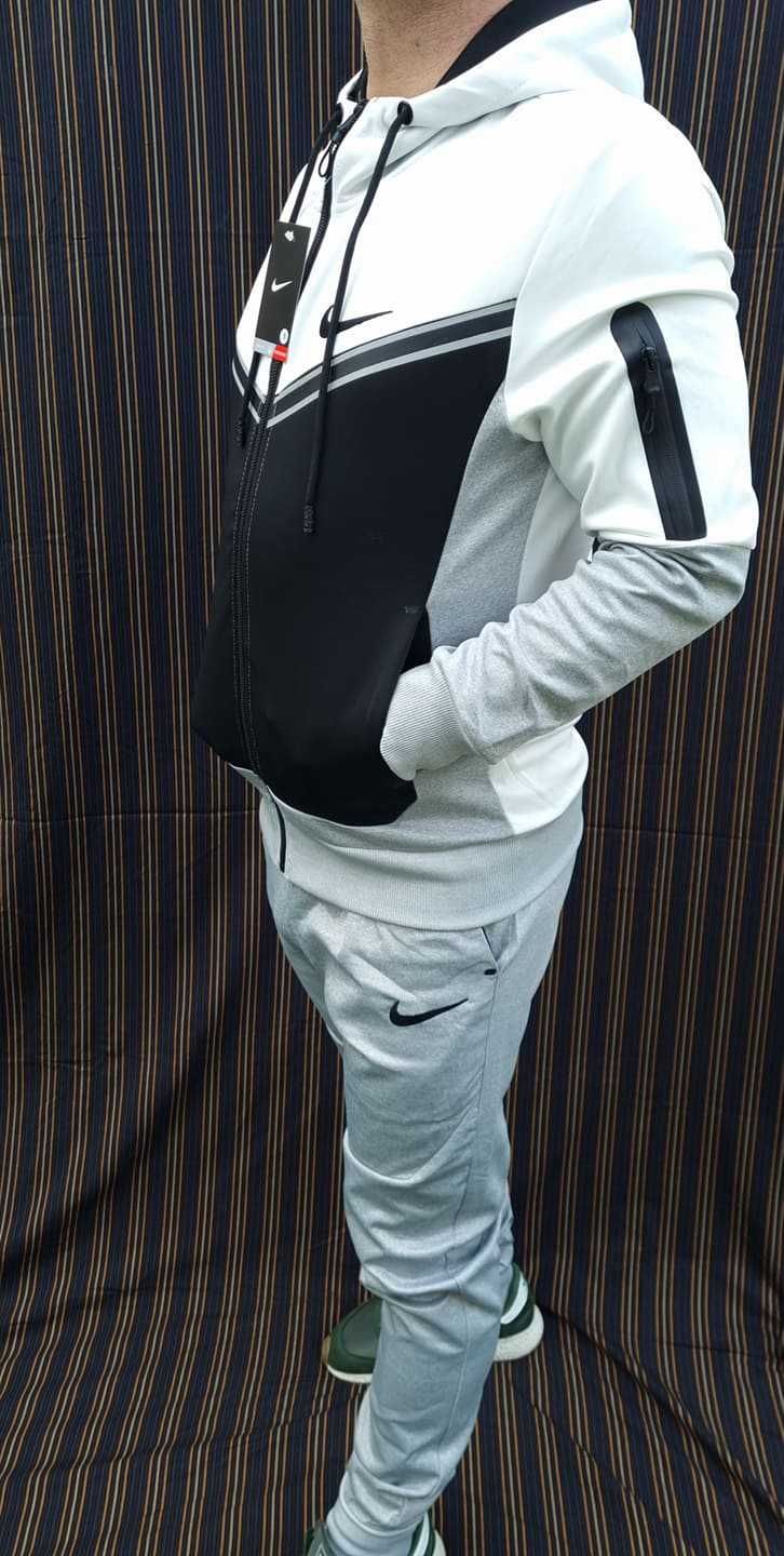 Fato de treino Nike slim fit, bordado