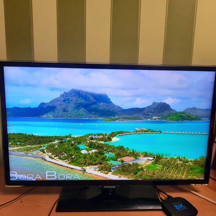 Продам телевізор 
Зв