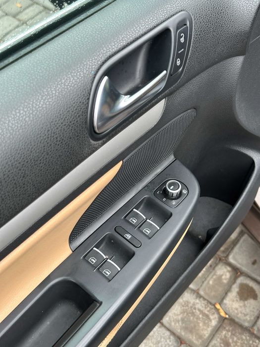 Продам Volkswagen Golf VI 2011 рік можлива розстрочка,кредит,обмін!