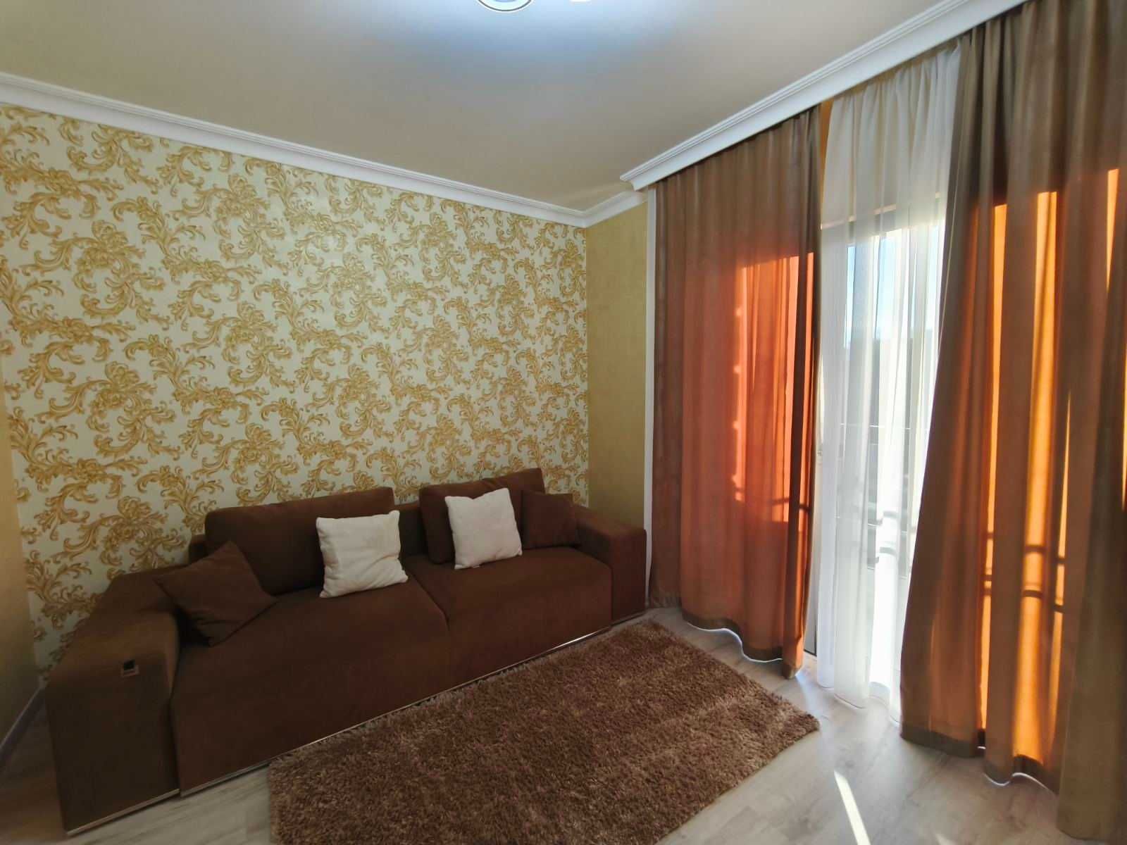 Здається 2-кімнатна квартира, ЖК Перлина
Код: 28278