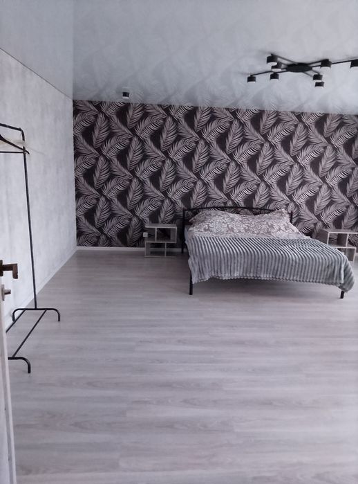 1-кімн.сучасна студія 129 кв.  від 1 місяця