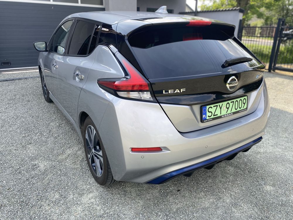 Nissan Leaf 40 kWh  N-Connecta 150 KM