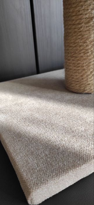 Beżowy drapak dla kota handmade 80 cm - stabilny, ręczna robota