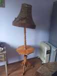 Lampa stolik z abażurem
