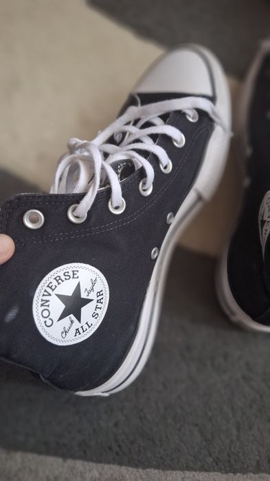 Trampki Convers na grubszej podeszwie