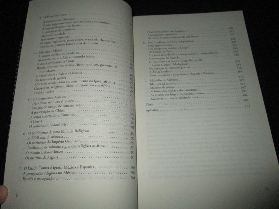 Livro O século do Martírio Andrea Riccardi Quetzal
