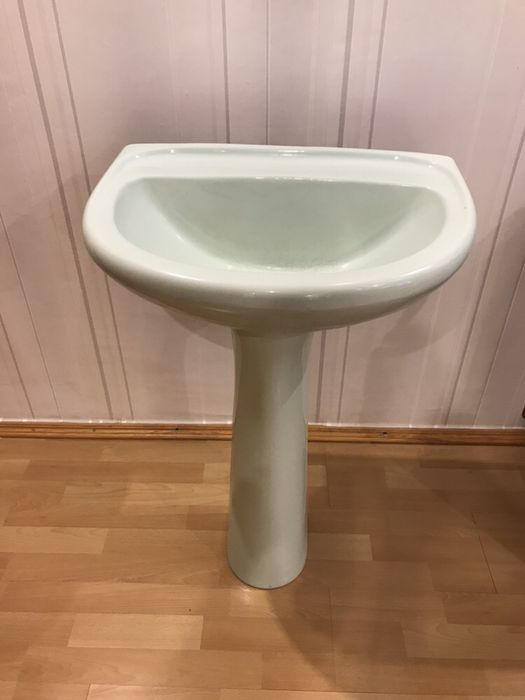 Продам умивальник тюльпан(раковина+ніжка)