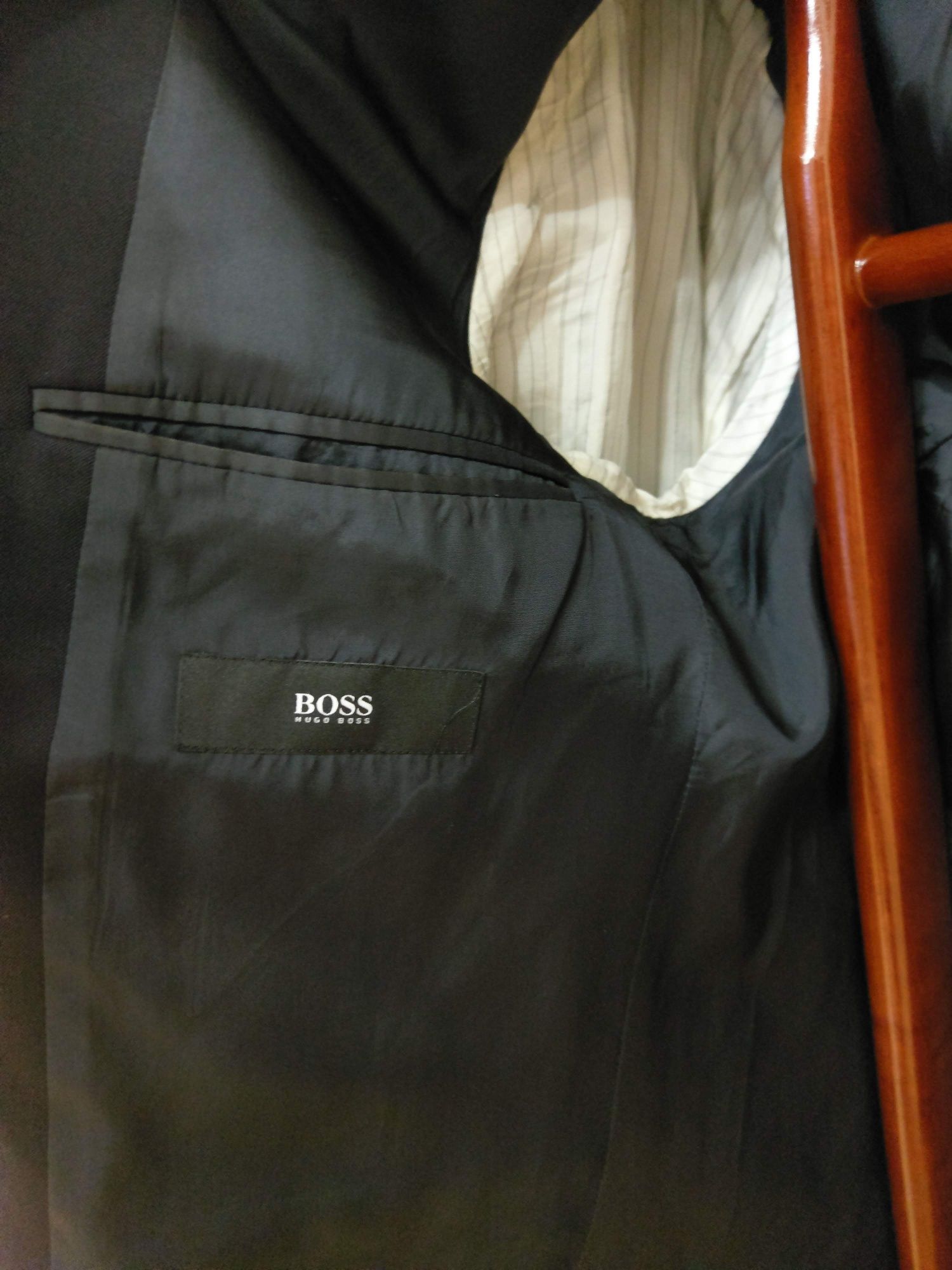 Костюмы Hugo Boss