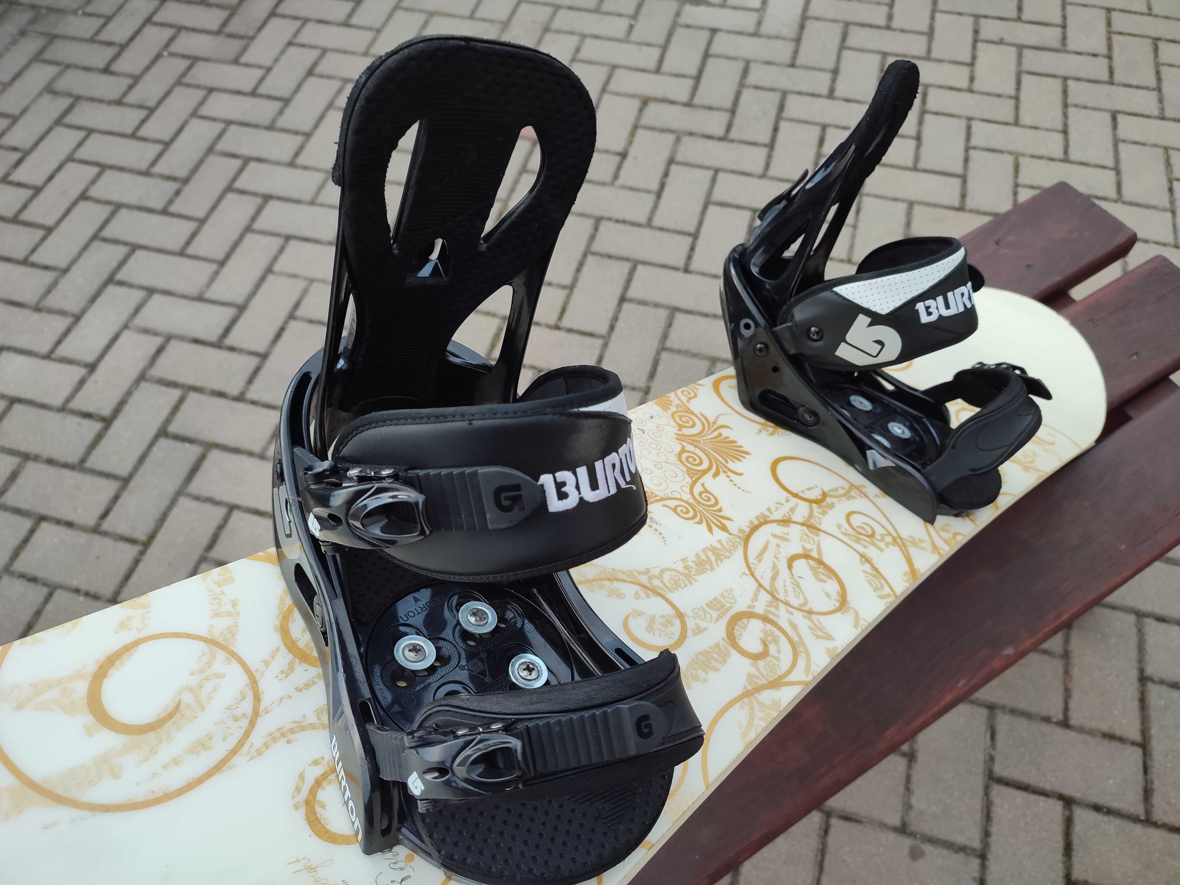 Deska snowboardowa 134 Roxy Inspire + wiązania Burton Snowboard 134