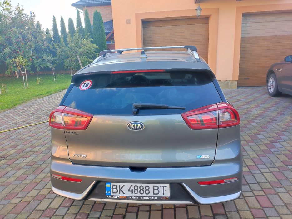 Продам авто Kia Niro 2017 р.в, 1,6 гібрид 149 тис.км., клімат.