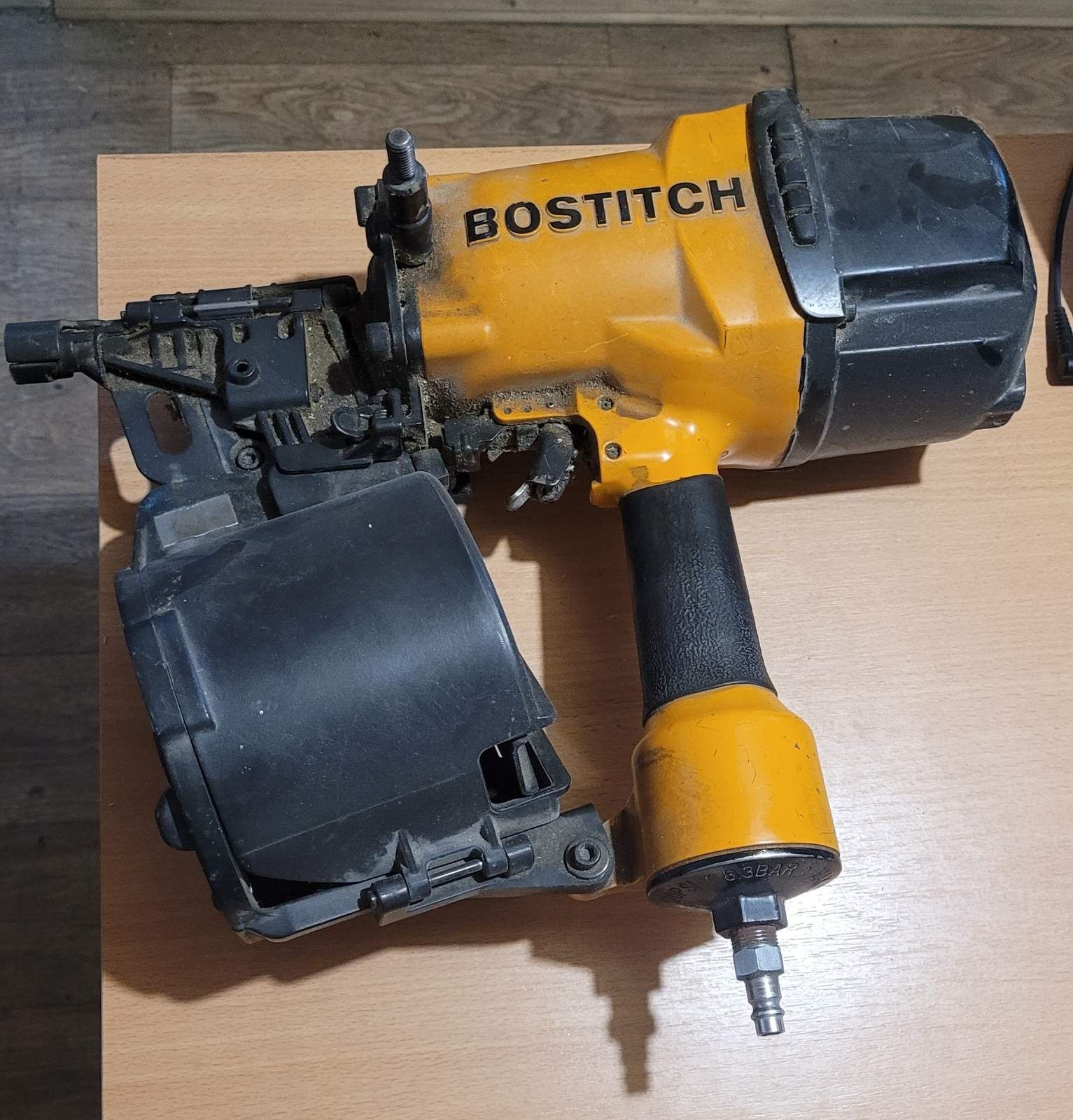 Барабанный гвоздезабивной пистолет Bostitch N401C-1-E под гвозди EPAL
