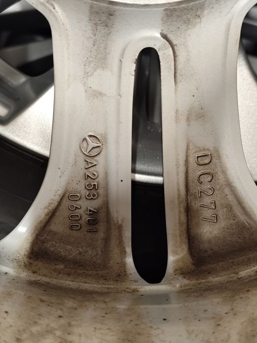 Felgi Mercedes GLC  253 W211 W203 Z OPONAMI Pirelli. Jak nowe r17