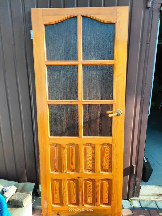 Drzwi drewniane 80 Prawe okienko