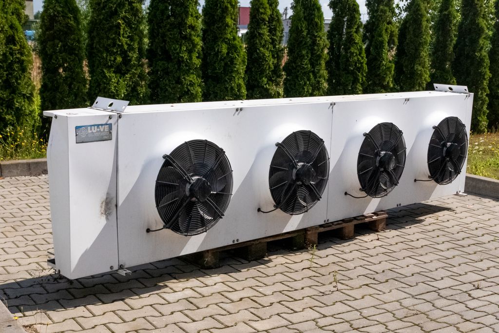 Skraplacz chłodniczy LU-VE model EAV6S 7540 V/V