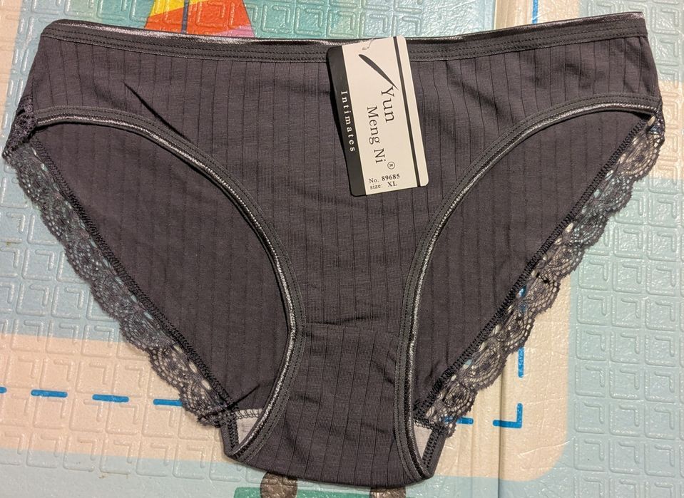 Жіночі трусики, розмір ХЛ