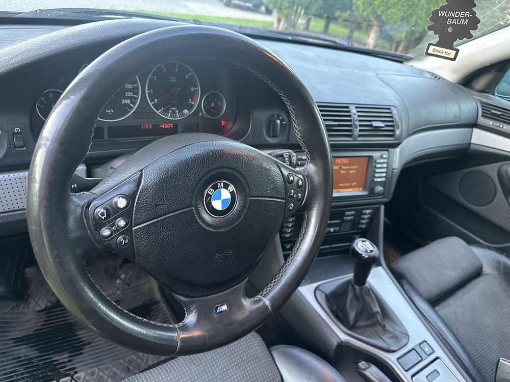 Bmw E39 530i / LPG / Manual / Stylingi 17” / Serducho / Shadowline