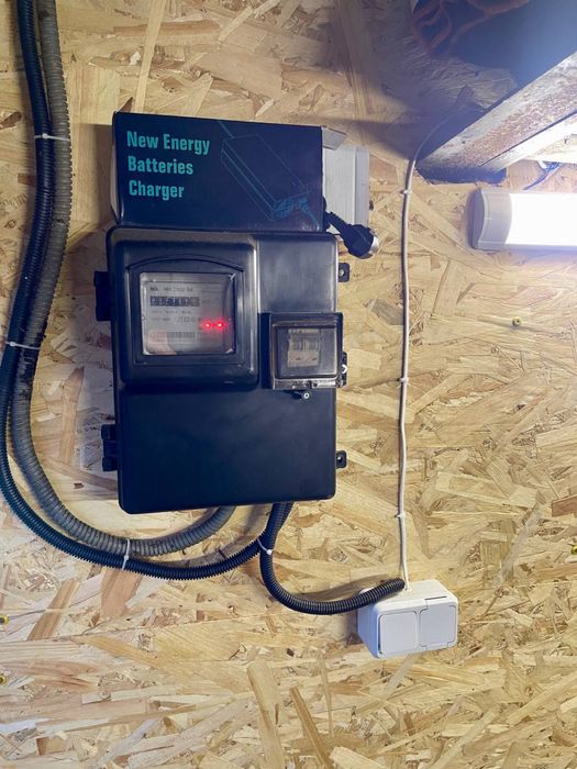 Продам гараж ( м. Видубичі)