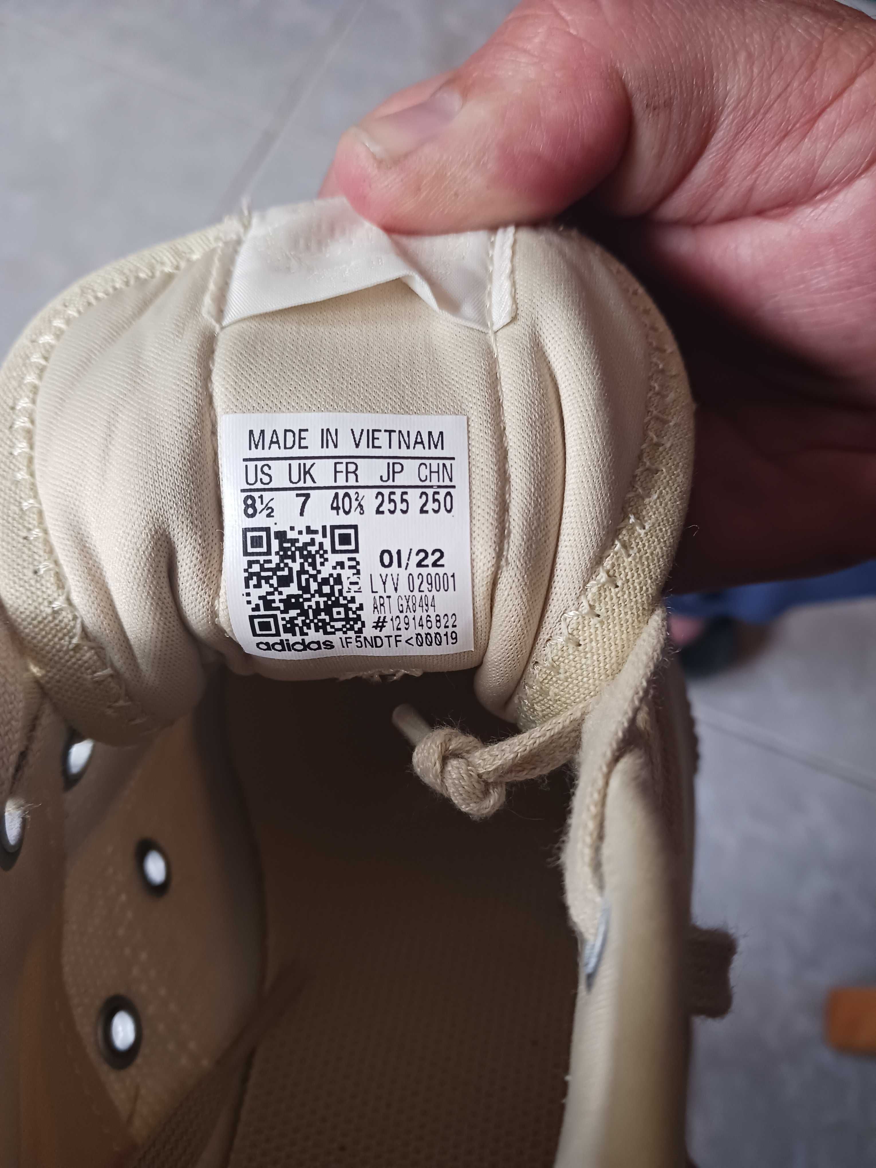 Ténis Bota - Adidas