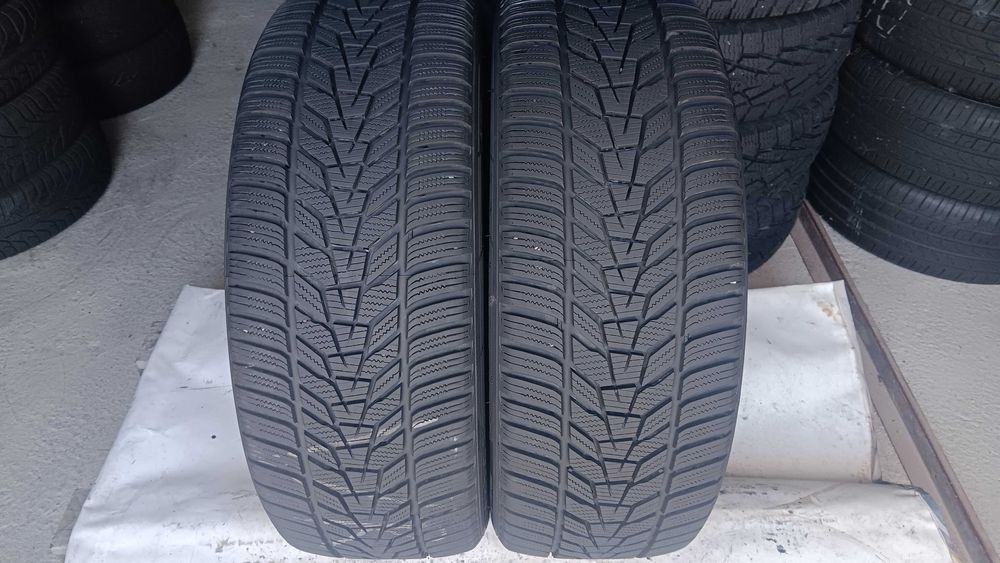 235/45/20 Hankook icept  evo 3