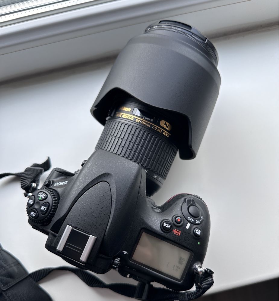 Обєктив Nikkor 24-70mm G серія  + фотоапарат Nikon D800 camera body