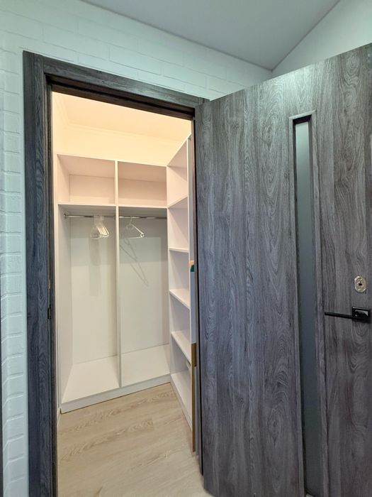 Реальна ! 2х кім квартира проспект Б.Хмельницького 30 / Поля / Центр