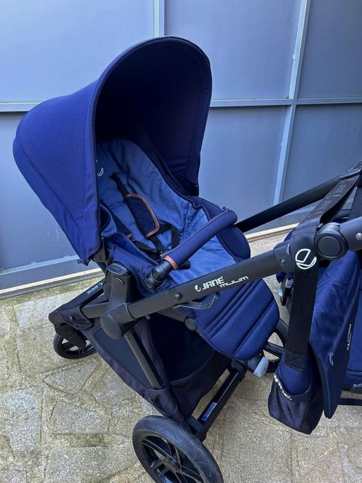 Carrinho de bebé trio muum e matrix + mala maternidade e acessorios