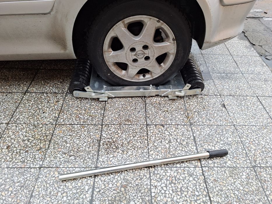 Wózki serwisowe pod urwane koło