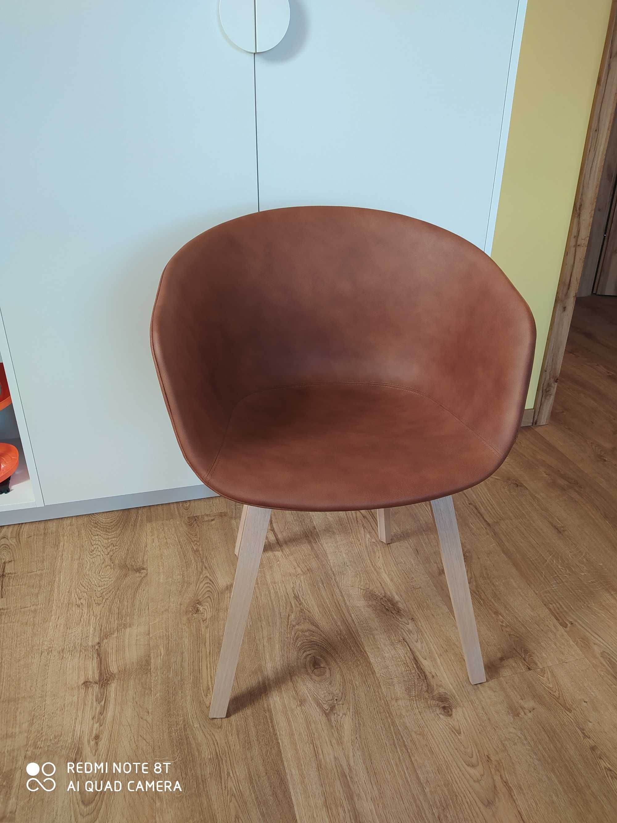 Krzesło AAC 23 Hay, Muuto, & tradition