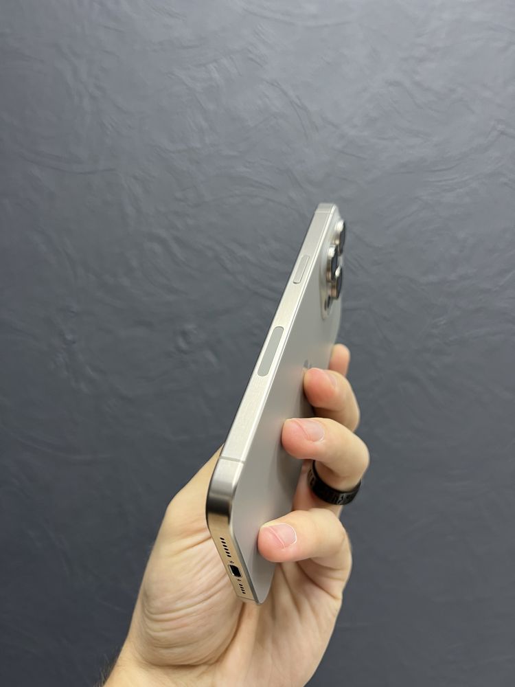 iPhone 15 Pro Max 256Gb Natural Titanium Unlock в Ідеальнлму стані
