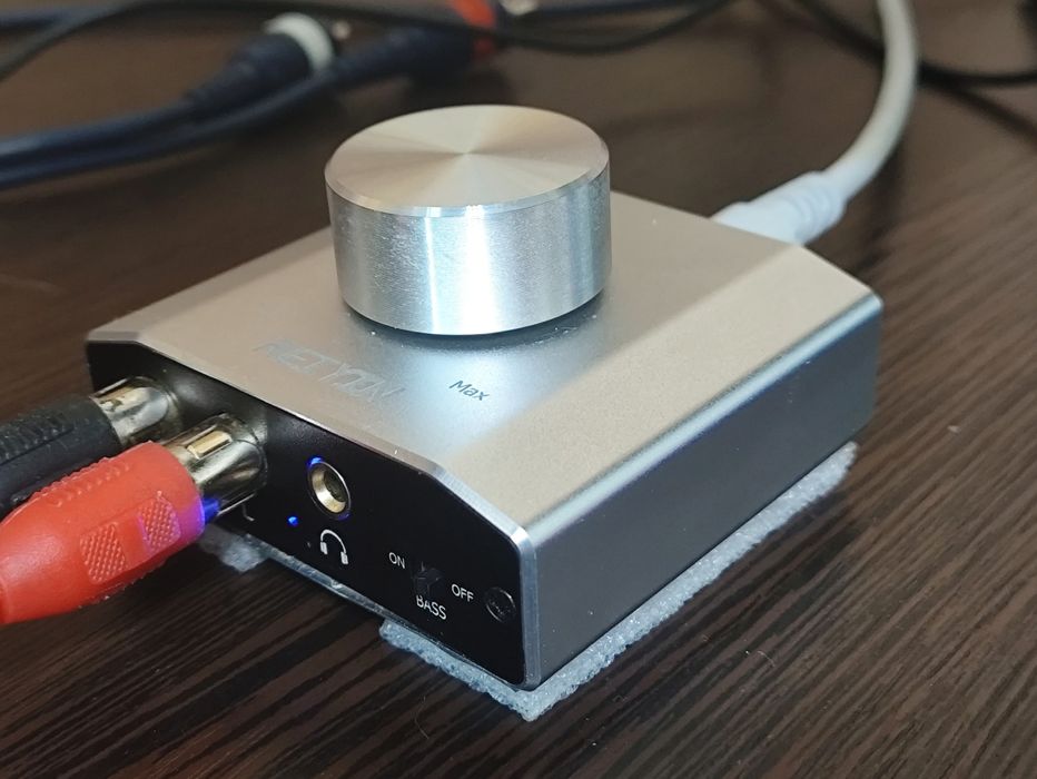 Звукова карта Reiyin