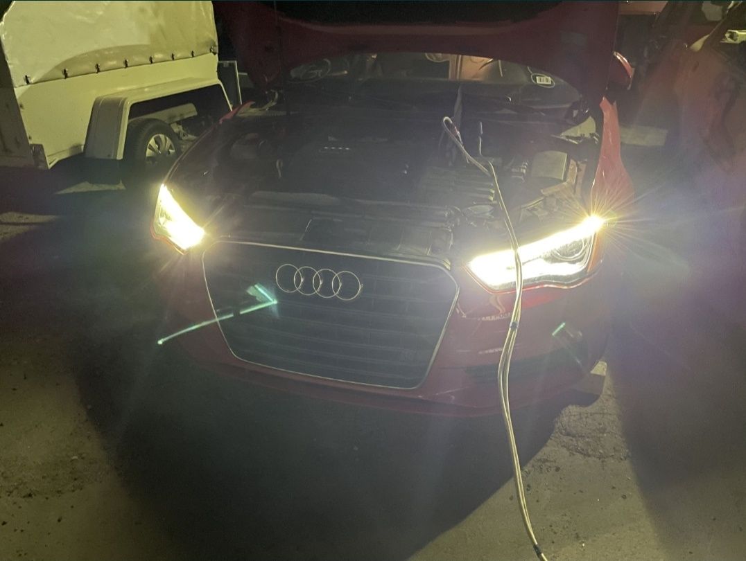 Audi A3 8V0 передние фары, оптика  Ауди А3