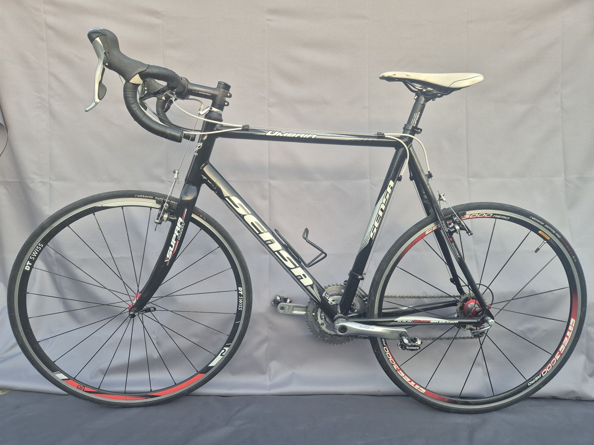 Rower szosowy SENSA Umbria. Bardzo dobry stan. Rozmiar ramy 60-61cm