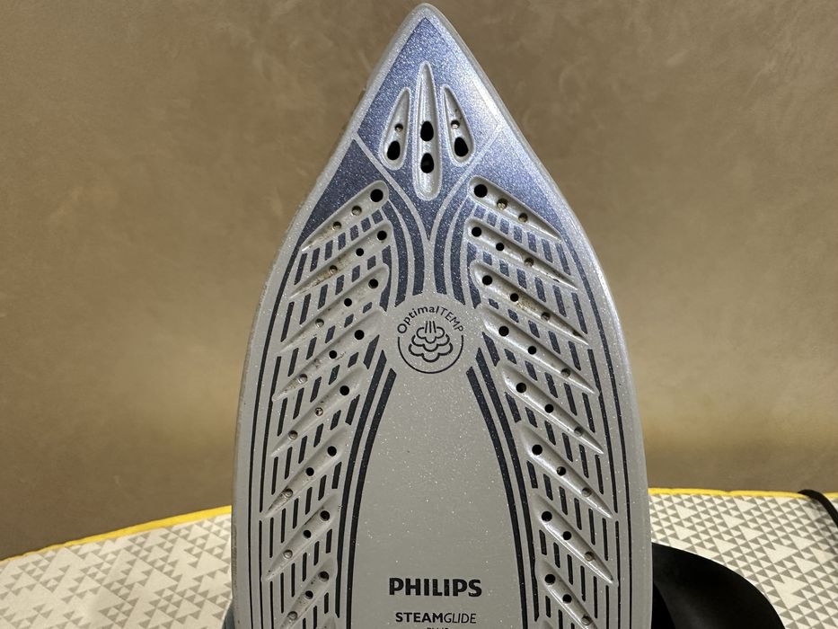 Парогенератор Philips PerfectCare Compact GC7844/20