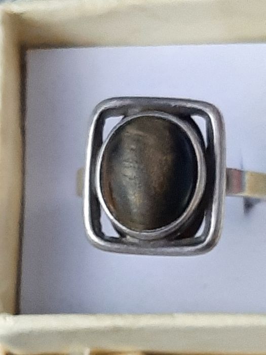 Pierścionek srebrny warmet at