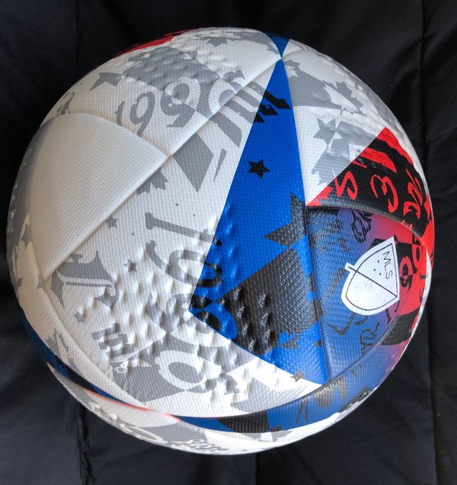 Футбольный мяч  MSL Pro бесшовный топ качество!
