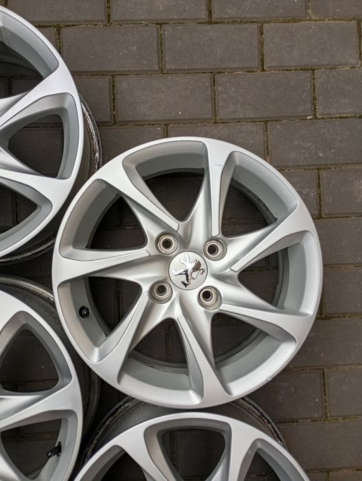 Alufelgi Peugeot/Citroen r15 4x108 partner, 208 , Berlingo, C3