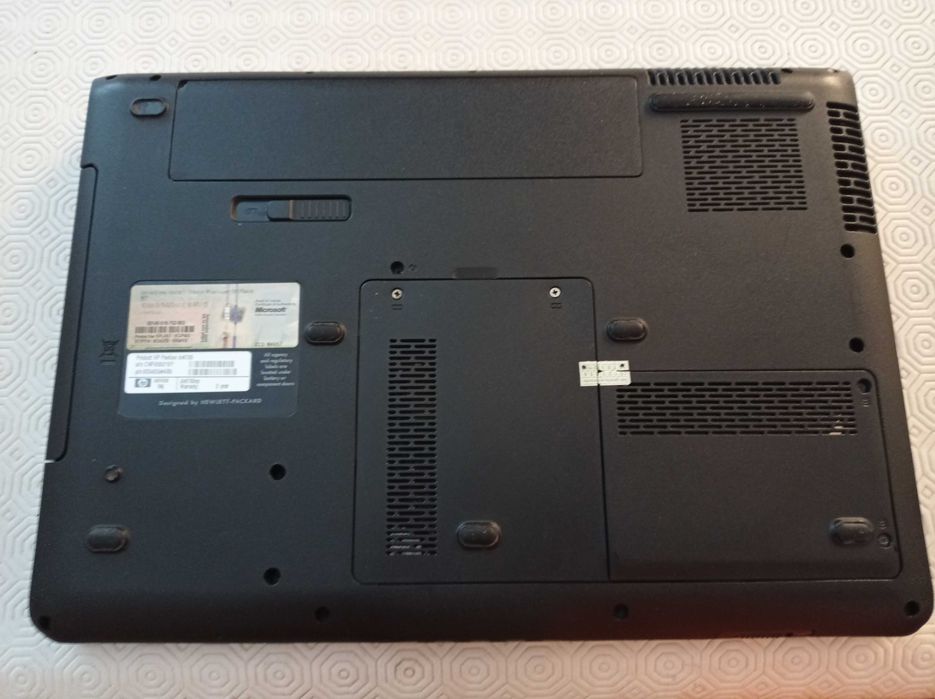 Portátil HP Pavillion 6700 - DV6780