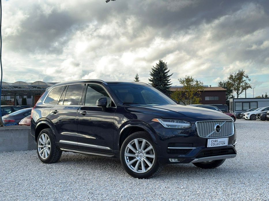 Volvo XC 90 Drugi Właściciel / Panorama / Pneumatyka / Nawigacja / FV Marża
