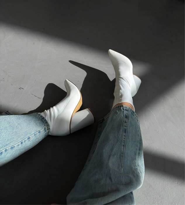 Білі тканеві ботильйони, 36 і 38 розміри