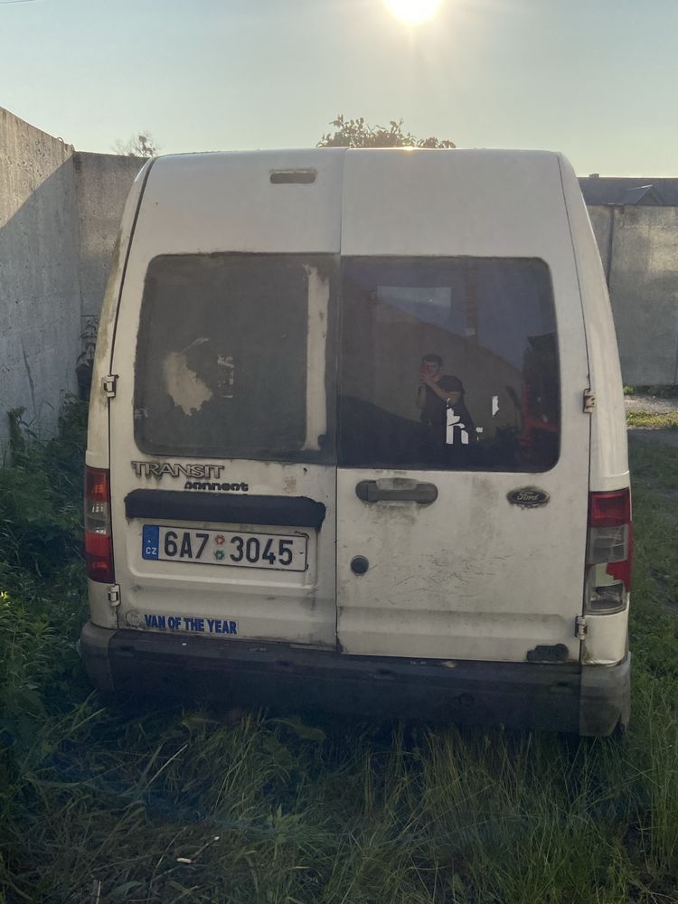 Машина не на ходу. Стояла більше 4 років