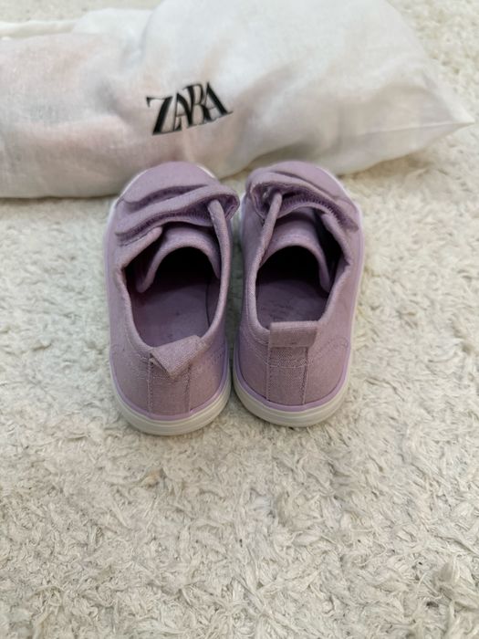 Кеди кросівки мокасини hm для дівчинки 25 розмір