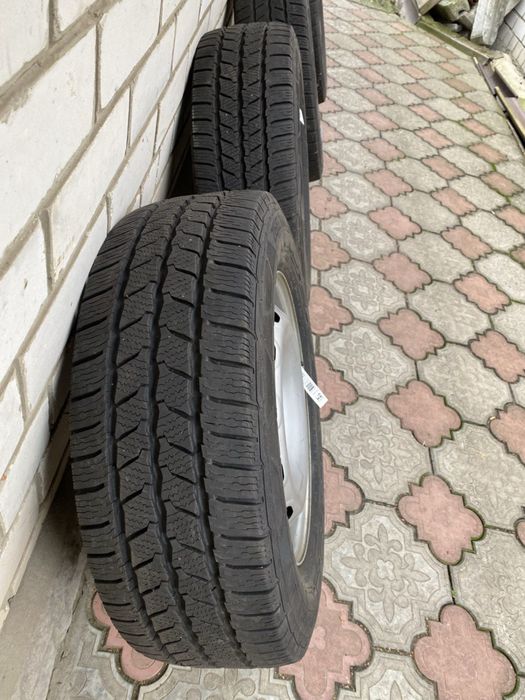 Диски рено трафик 5/114/3 R16 резина континенталь 215/65/16C