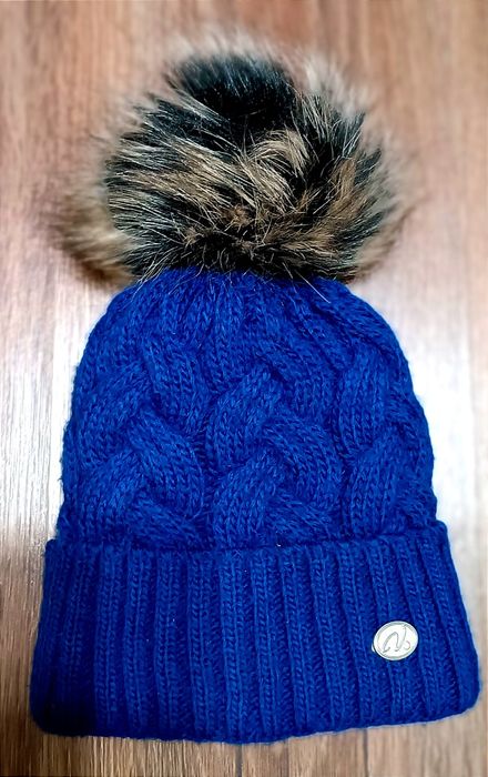 Теплая  шапка демисезонные и зима