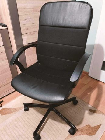 Krzesło biurowe obrotowe Renberget