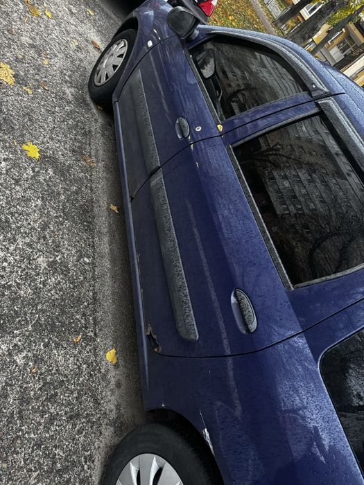 Дача логан 2008год