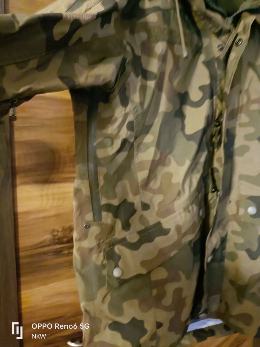 Kurtka wojskowa Gore-Tex, spodnie oraz ocieplacz