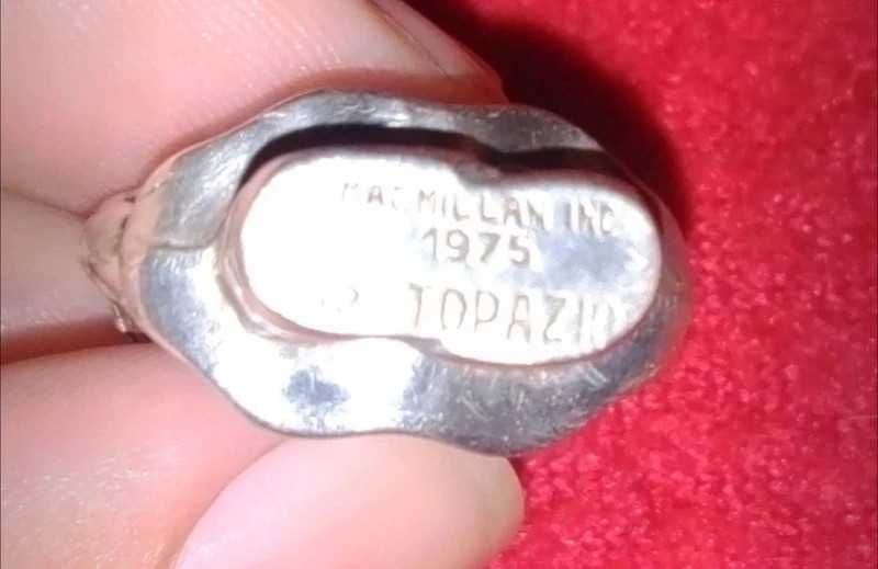 Pendente de prata - boneca de trapos de 1975, da célebre Topazio