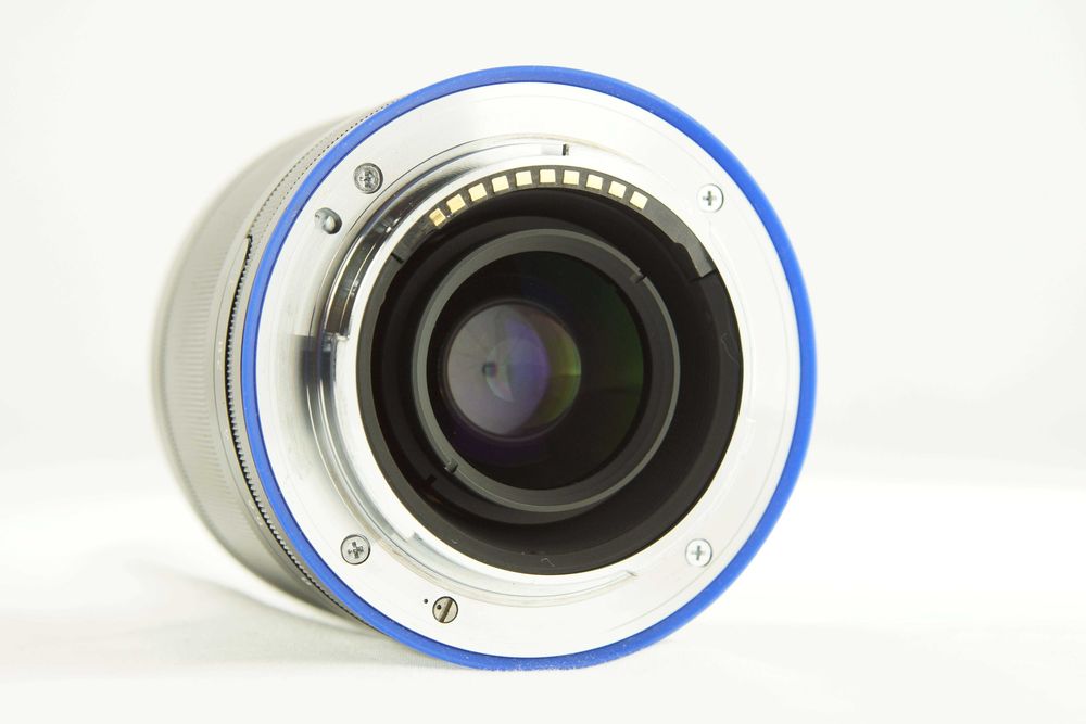 Obiektyw CARL ZEISS Loxia Biogon 35mm f/2 Japan 2/35 do Sony E + UV HD