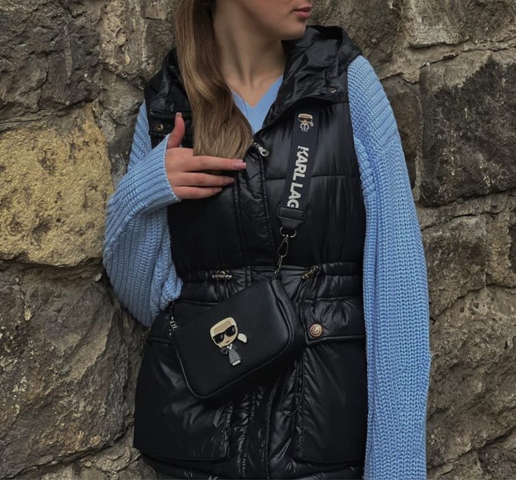 Безрукавка жіноча, розмір M